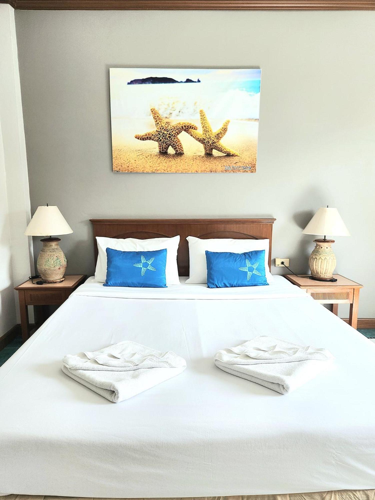 Sea Front Home Hotel - Patong Beach Экстерьер фото